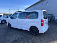 Gebraucht Opel Vivaro 150 PS (110 kW) 2020 Weiß Van / Kleinbus