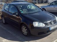 Gebraucht VW Golf V 105 PS (77 kW) 2005 Schwarz Kleinwagen