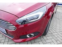 Gebraucht Ford S-MAX Titanium 190 PS (139 kW) 2019 Rot Van / Kleinbus