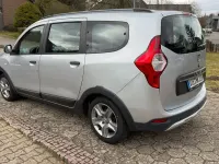 Gebraucht Dacia Lodgy Stepway 131 PS (96 kW) 2020 Silber Van / Kleinbus