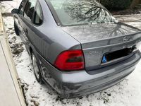 Gebraucht Opel Vectra 100 PS (73 kW) 2001 Grau Limousine