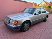 Gebraucht Mercedes 300 113 PS (83 kW) 1990 Grau Limousine