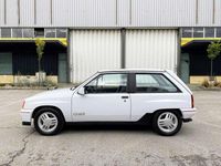 Gebraucht Opel Corsa 101 PS (74 kW) 1990 Weiß Limousine