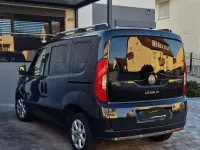 Gebraucht Fiat Doblò Lounge 120 PS (88 kW) 2017 Schwarz Van / Kleinbus