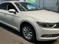 Gebraucht VW Passat Comfortline 150 PS (110 kW) 2015 Weiß Limousine