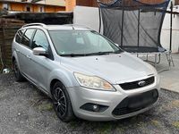 Gebraucht Ford Focus 101 PS (74 kW) 2009 Silber Kombi