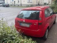 Gebraucht Ford Fiesta 63 PS (46 kW) 2005 Rot Kleinwagen