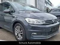 Gebraucht VW Touran United 150 PS (110 kW) 2021 Grau Van / Kleinbus