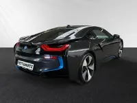 Gebraucht BMW i8 362 PS (266 kW) 2015 Sophistograu brillianteffekt mit akzent bmw i blau Coupé