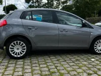 Gebraucht Fiat Bravo 90 PS (66 kW) 2011 Grau Kleinwagen