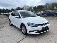 Gebraucht VW Golf VII Comfortline 131 PS (96 kW) 2017 Weiß Limousine