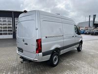 Second-hand Mercedes Sprinter 190 CP (139 kW) 2024 Argintiu Van
