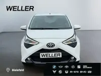 Gebraucht Toyota Aygo Connect Style 72 PS (52 kW) 2018 Weiß Kleinwagen