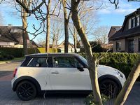 Gebraucht Mini John Cooper Works 102 PS (75 kW) 2016 Weiß Kleinwagen