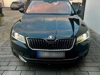Gebraucht Skoda Superb Style 179 PS (131 kW) 2016 Schwarz Kombi