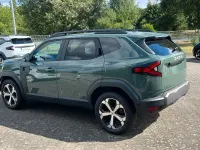 Gebraucht Dacia Duster Journey 94 PS (69 kW) 2025 Safarigrün SUV