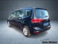 Gebraucht VW Touran Comfortline 116 PS (85 kW) 2018 Deep black perleffekt (metallic) Van / Kleinbus