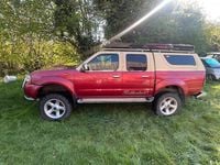 Gebraucht Nissan PickUp 133 PS (97 kW) 2003 Rot Pickup