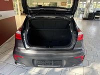 Second-hand Kia Rio 84 CP (61 kW) 2016 Gri Berlinǎ