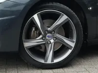 Gebraucht Volvo V60 R-Design 239 PS (175 kW) 2013 Grau Kombi