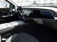 Gebraucht Mercedes E300 AMG 313 PS (230 kW) 2025 Metalliclack obsidianschwarz Kombi