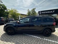 Gebraucht Dacia Jogger Extreme 110 PS (80 kW) 2024 Schwarz (perlmuttschwarz metallic) Van / Kleinbus