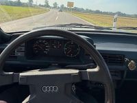 Second-hand Audi 80 75 CP (55 kW) 1984 Albastru Berlinǎ