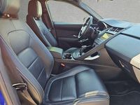 Second-hand Jaguar E-Pace R-Dynamic 204 CP (150 kW) 2020 Albastru SUV