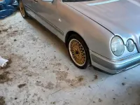 Gebraucht Mercedes E200 160 PS (117 kW) 1998 Silber Limousine