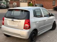 Gebraucht Kia Picanto Spirit 65 PS (47 kW) 2010 Silber Kleinwagen