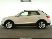 Gebraucht VW T-Roc Life 150 PS (110 kW) 2023 Ascotgrau SUV
