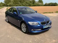 Używany BMW 330 Performance 245 KM (180 kW) 2010 Niebieski Coupe