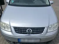 Gebraucht VW Touran 100 PS (73 kW) 2003 Silber Van / Kleinbus