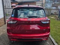 Second-hand Ford Kuga ST-Line 152 CP (111 kW) 2021 Roșu SUV