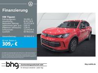 Gebraucht VW Tiguan 150 PS (110 kW) 2025 Persimmon red metallic SUV