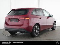 Gebraucht Mercedes E250 Progressive 163 PS (119 kW) 2024 Rot Limousine