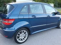 Gebraucht Mercedes B200 140 PS (102 kW) 2010 Blau Van / Kleinbus