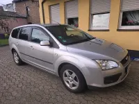Gebraucht Ford Focus 108 PS (79 kW) 2006 Grau Kombi