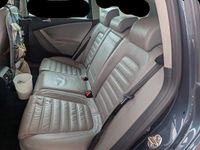 Gebraucht VW Passat Highline 140 PS (102 kW) 2006 Blau Kombi