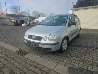 Second-hand VW Polo Basis 75 CP (55 kW) 2003 Argintiu Berlinǎ