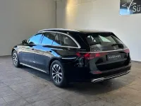 Gebraucht Mercedes E220 Avantgarde 197 PS (144 kW) 2026 Schwarz Limousine