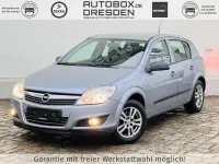 Usado Opel Astra Selection 116 CV (85 kW) 2009 Plateado Berlina