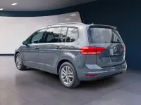 Gebraucht VW Touran Comfortline 150 PS (110 kW) 2025 Grau Van / Kleinbus