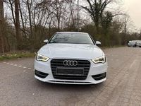 Gebraucht Audi A3 Ambiente 122 PS (89 kW) 2014 Weiß Limousine