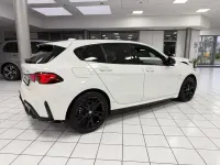 Gebraucht BMW 120 M Sport 163 PS (119 kW) 2025 Alpinweiss iii Kleinwagen