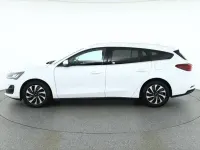 Gebraucht Ford Focus Titanium X 125 PS (91 kW) 2025 Frostweiss Kombi