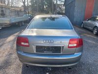 gebraucht Audi A8 V8 3,7l Quattro,Autogas, Motor läuft auf 7 Zylinder.