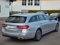 Używany Mercedes E220 194 KM (142 kW) 2017 Srebrny Sedan/Limuzyna