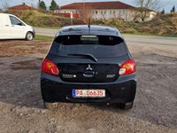 Second-hand Mitsubishi Space Star Top 80 CP (58 kW) 2014 Negru Hatchback