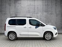 Gebraucht Opel Combo Life Ultimate 131 PS (96 kW) 2023 Weiß Van / Kleinbus